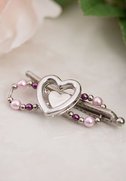 Heart shaped flexi hair clip.