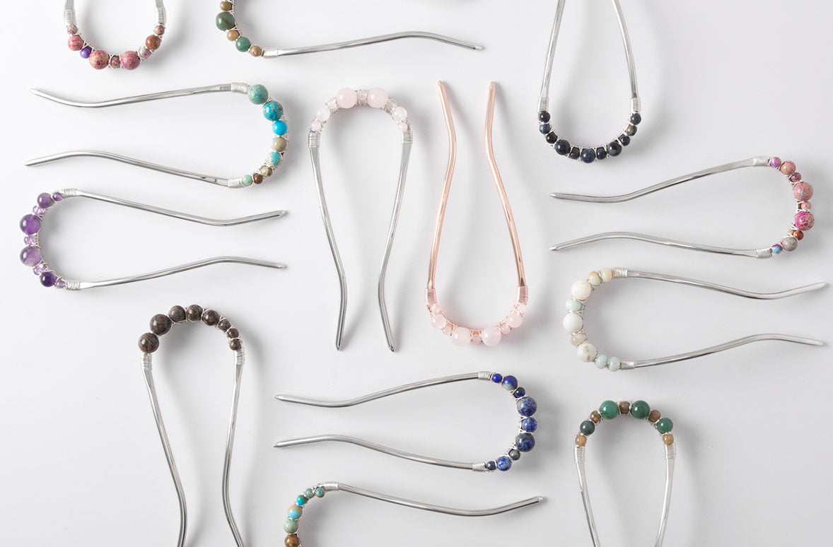 Beaded swerves u-pins in a variety of fun color options.